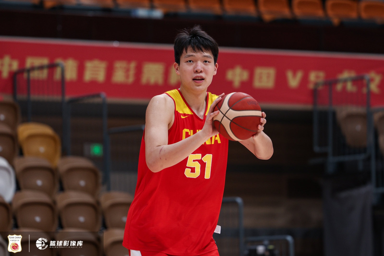 杨瀚森NBA历练后回归国家队 世预赛两战定出线生死 杨瀚森NBA历练后回归国家队 世预赛两战定出线生死