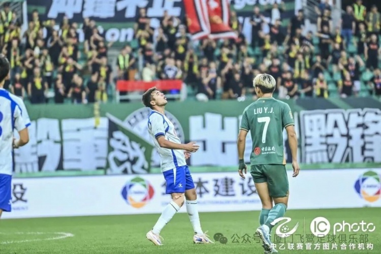开场7分钟角球失守 厦门飞鹭客场0-1贵州遭遇两连败 开场7分钟角球失守 厦门飞鹭客场0-1贵州遭遇两连败