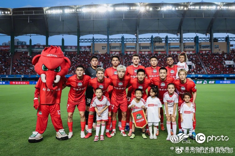 纳萨里奥闪击难救主，海港客场2-1逆转河南