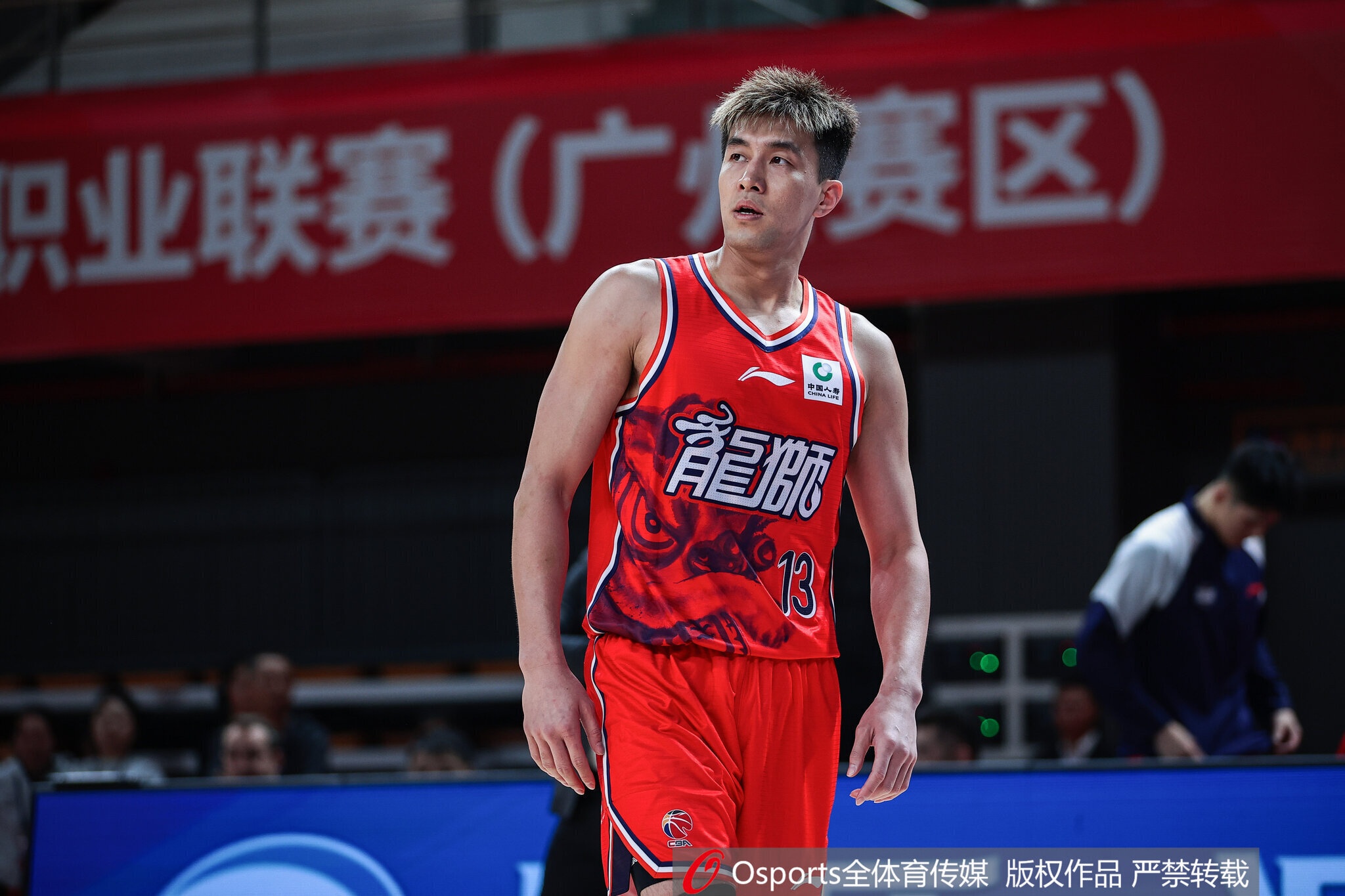92-74！中国男篮克台北 郭艾伦解说席调侃生死战
